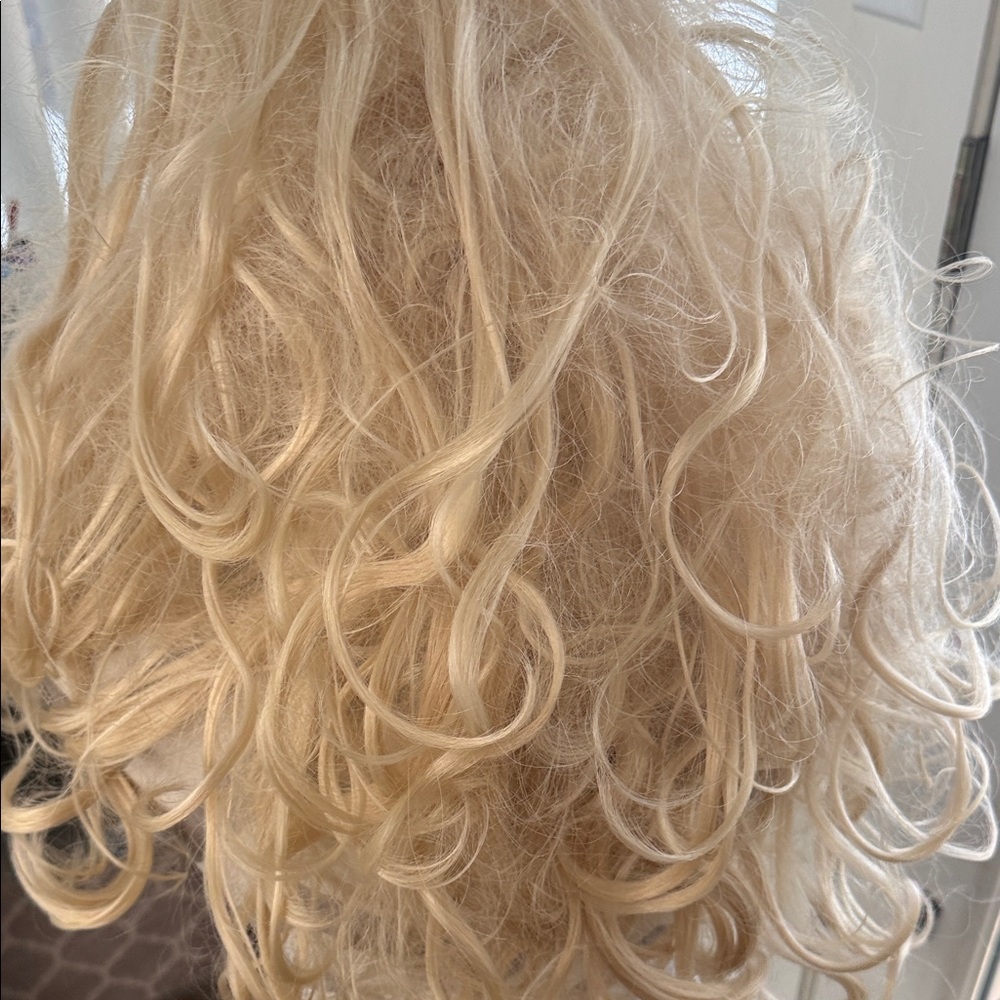 Disney Blonde Curly Wig - Picture 3 of 3